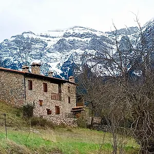 Cal Sansa Lodge
